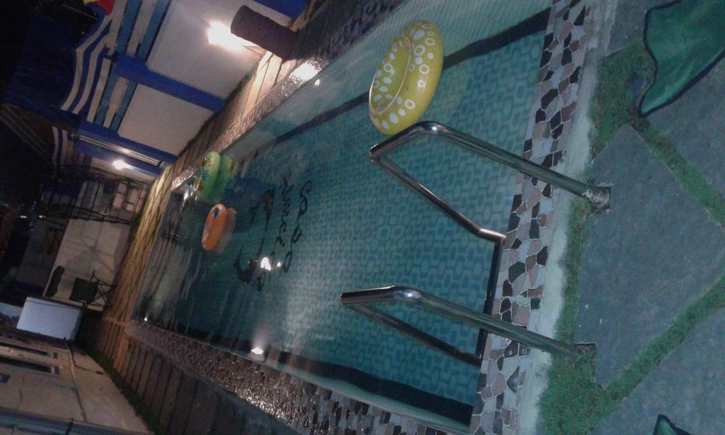坎多林 卡萨阿尔梅达旅馆酒店 外观 照片